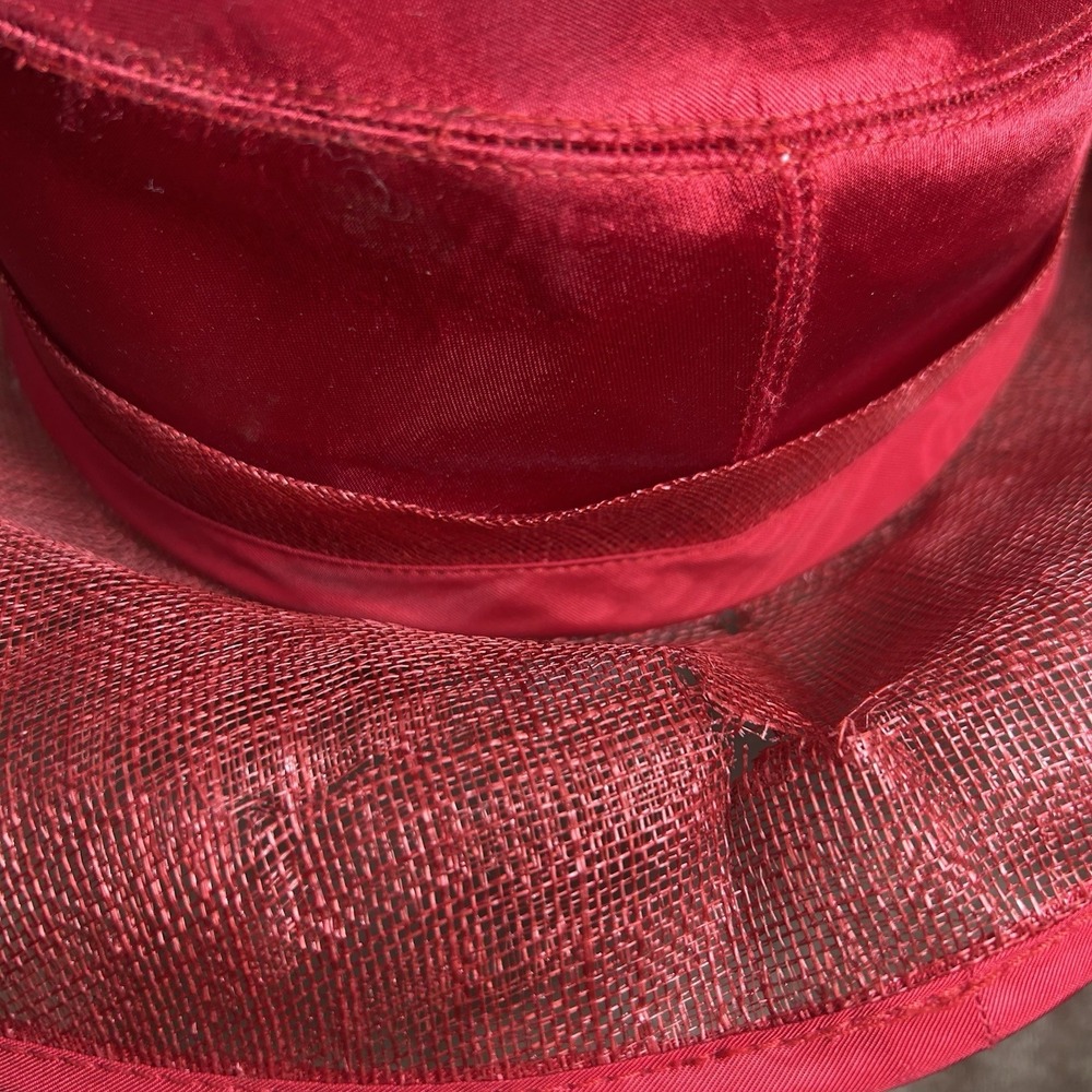 Plaza Suite NY Red Sinamay Derby Church Hat Feather Red Hat Society OS - Picture 10 of 10